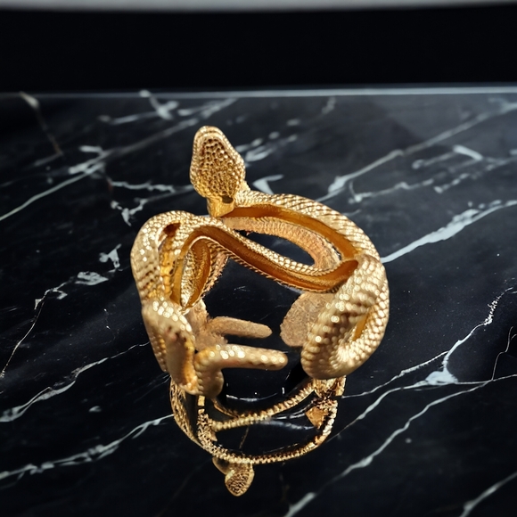 Coiled Snake Ruby Crystal Eyes Ring Adjustable - Picture 4 of 4